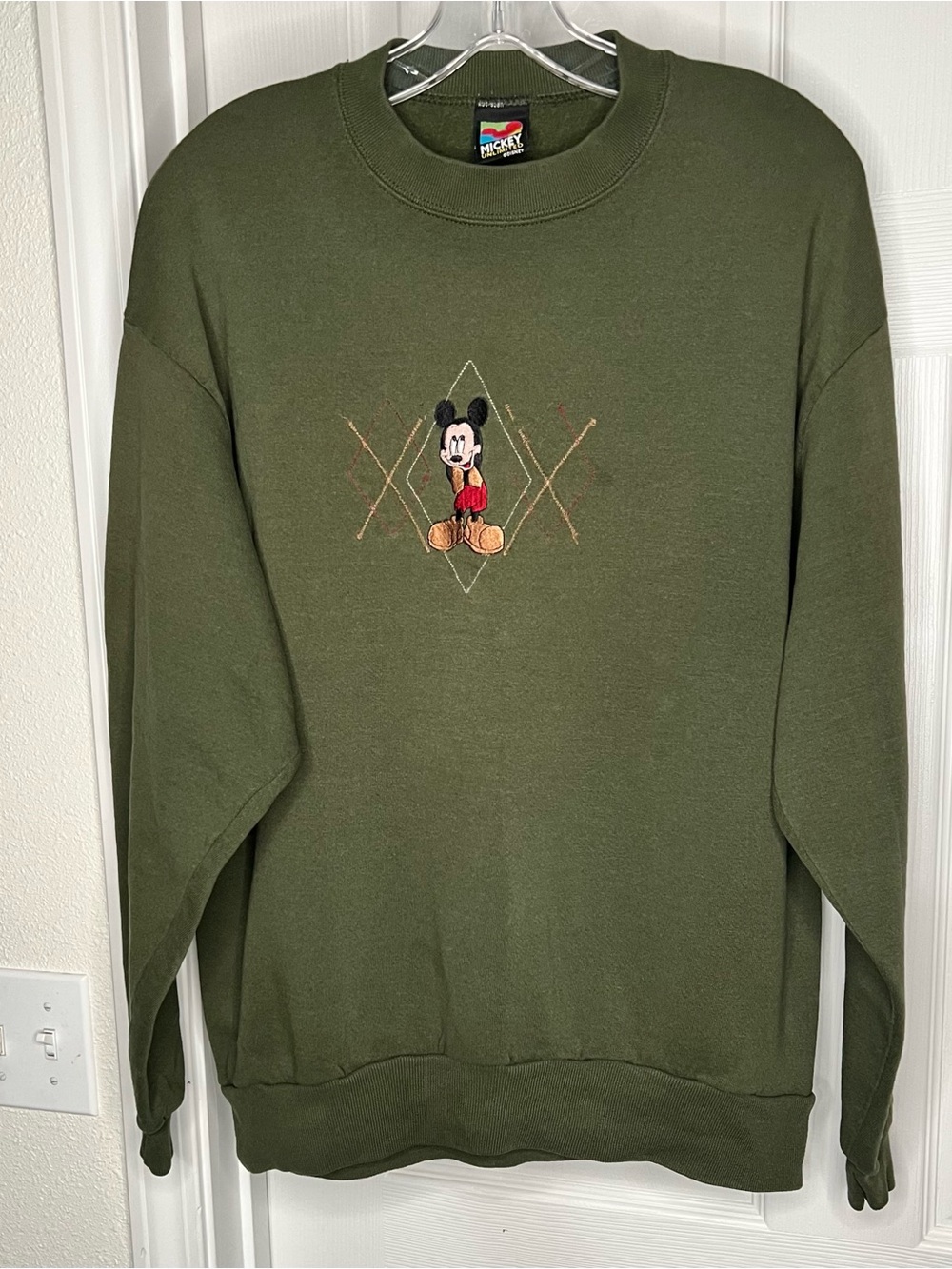 VTG Disney Mickey Mouse Sz L Olive Green Crewneck Sweater Cotton Men’s